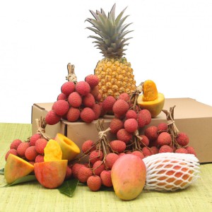 letchis_ananas_mangues_entier_1