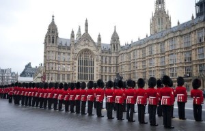 358877_parade-devant-westminster-a-londres